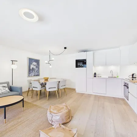 Superbe Duplex Avec Acces Spa, Terrasse Et Parking - Fr-1-623-288 *
